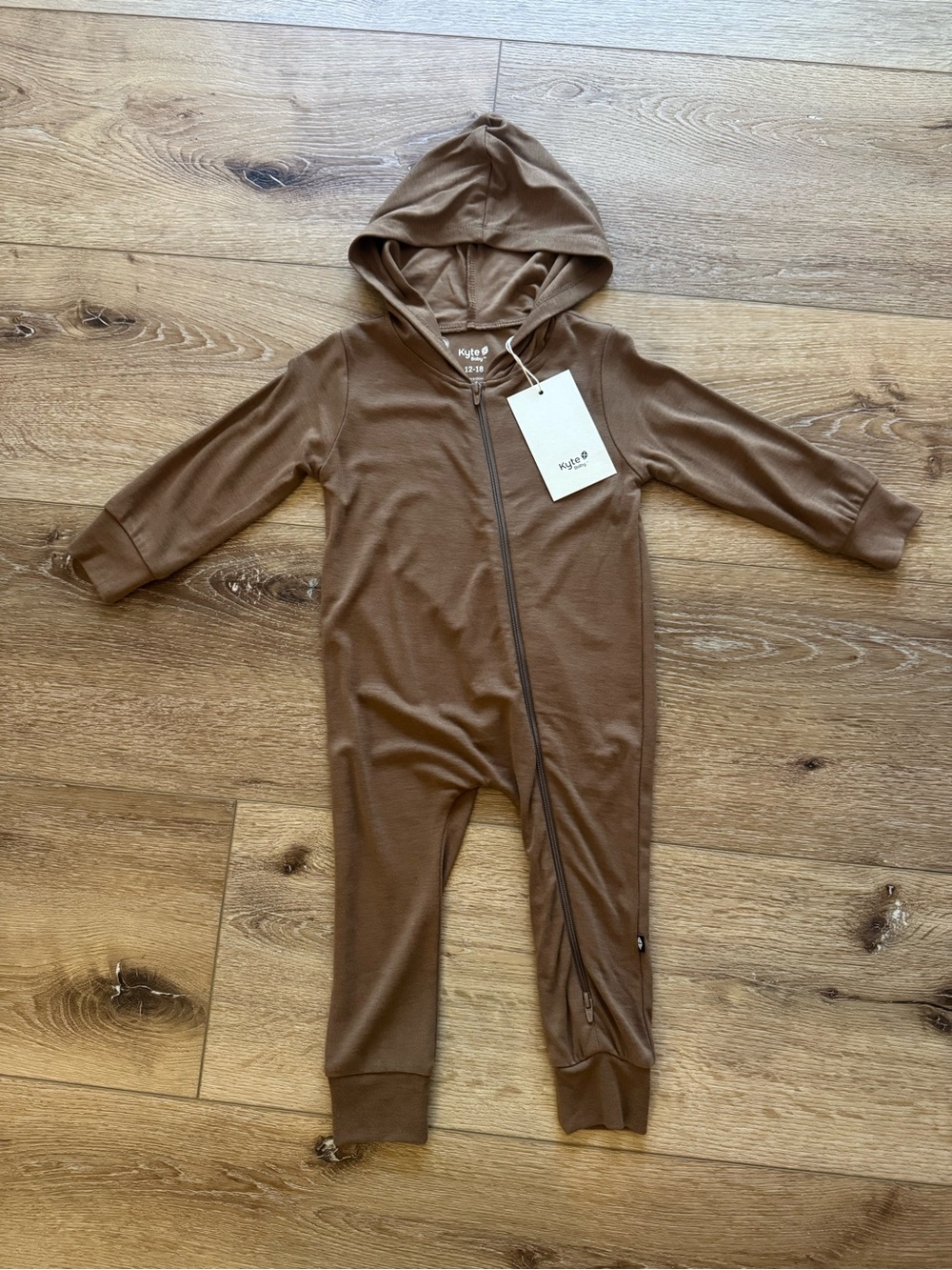 Kyte BABY Brown Hooded Zip Romper 12-18m